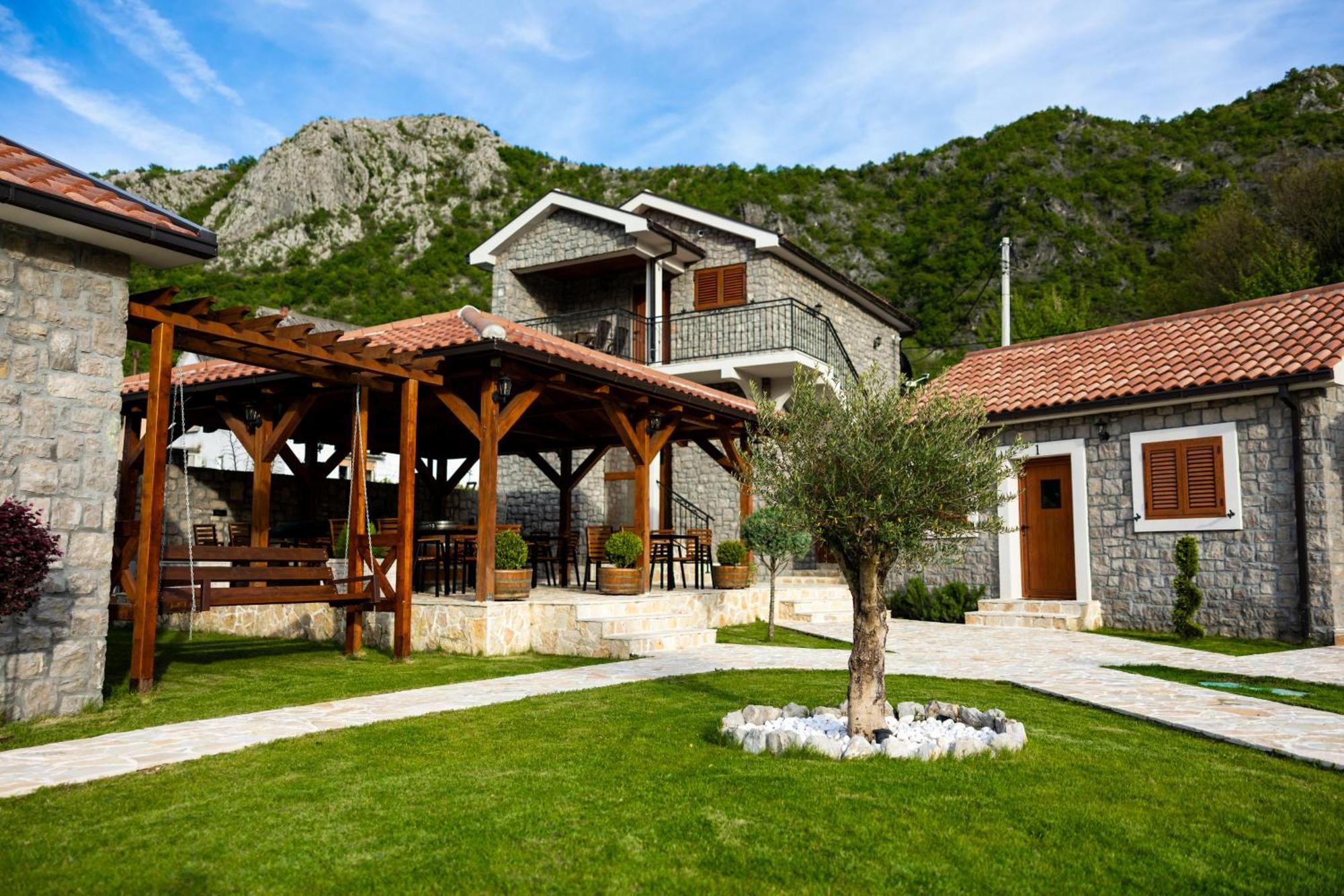 Lake Valley Вирпазар Екстериор снимка