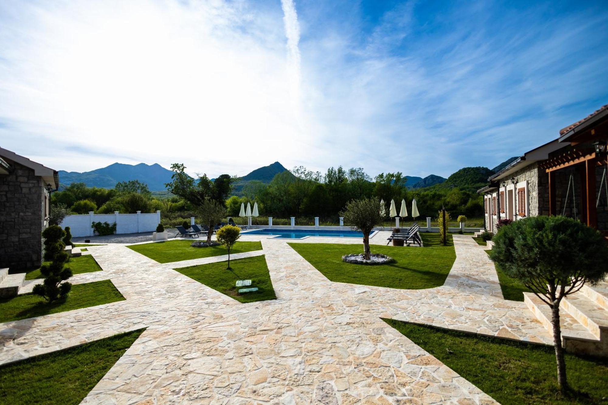 Lake Valley Вирпазар Екстериор снимка